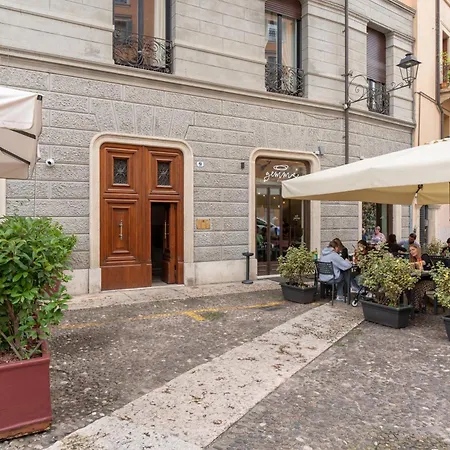 Affittacamere Palazzo Biasini By Postcardsfrom Verona
